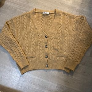 Cable knit cardigan sweater - Zara